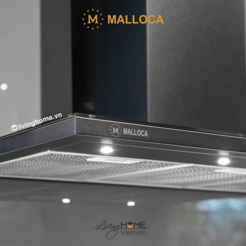 Máy hút mùi áp tường Malloca SLIM K1522 với thiết kế tinh xảo trong đường nét và đem đến đẳng cấp khác biệt cho các gian bếp