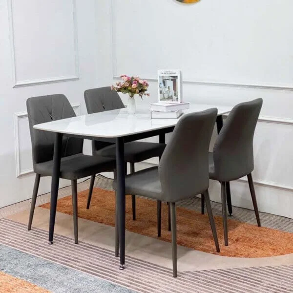 Bộ bàn ăn 4 ghế Brais
